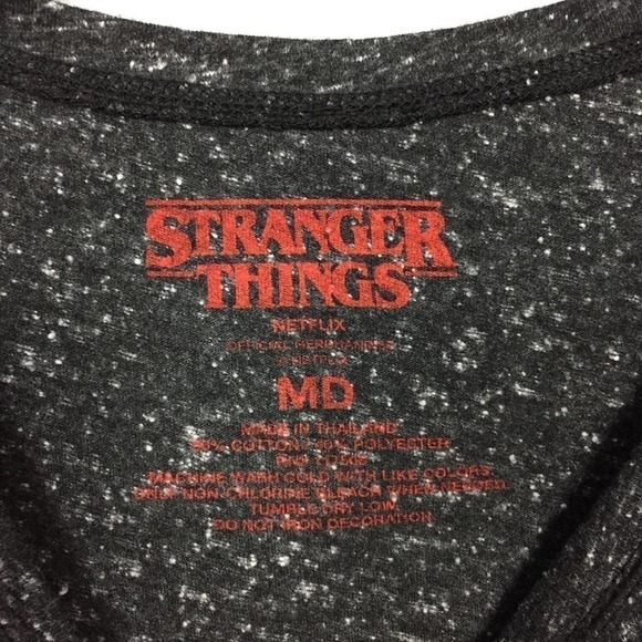 𝅺stranger Things Charcoal Gray Speckled Graphic Tee Women's Size M Short Sleeve - Picture 5 of 8